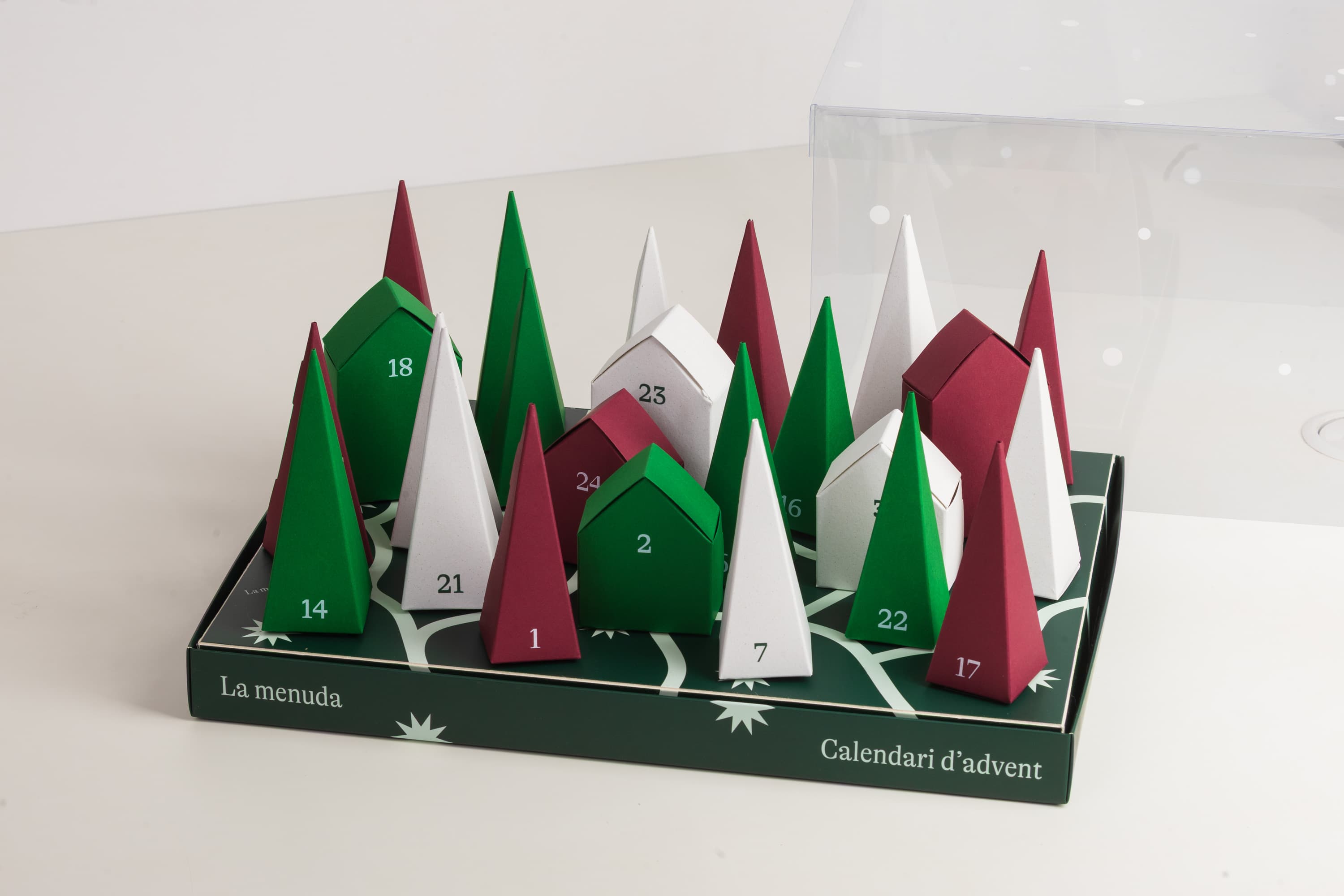 Calendari d’advent de La menuda, un poble de cases i arbres de xocolata